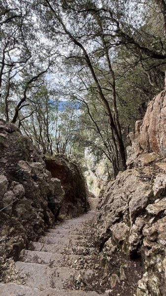 燈塔與懸崖 + 桑托尼亞的布西耶羅峰 🇪🇸 西班牙2771455