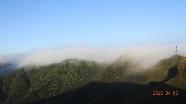 山中何所有，嶺上多白雲。 只可自怡悅，不堪持贈君。4/5陽明山再見雲瀑&觀音圈1663173