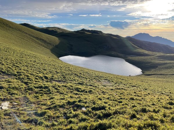 向陽日出，嘉明湖光2865097