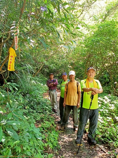 【小百岳集起來】#017 二格山→猴山岳→草湳1692021
