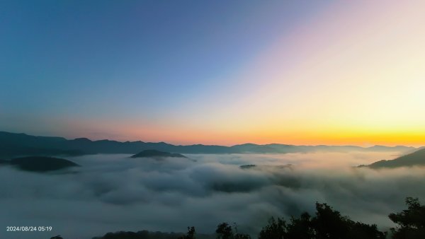 北宜郊山之濫觴 #琉璃光雲瀑  #琉璃光雲海 #日出雲海 #觀音圈雲海 8/242579089