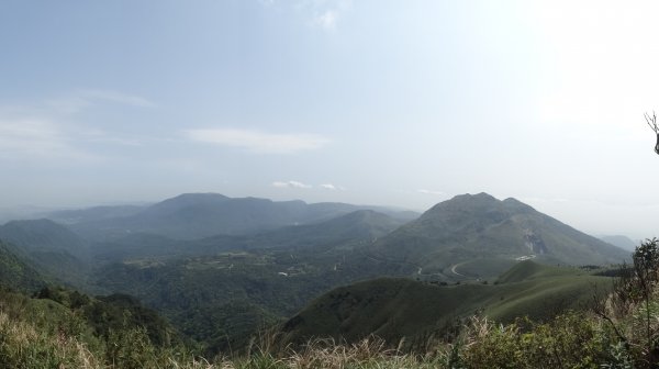 經不住陽光和遠處山頭的誘惑 !869675