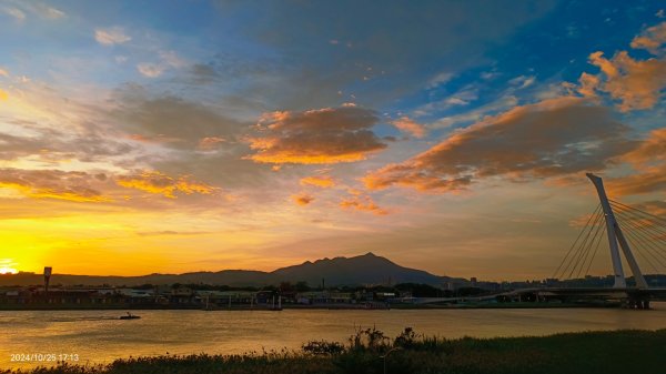 社子橋&觀音山夕陽火燒雲10/252635742