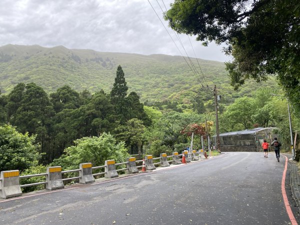 《走進竹子湖的清晨｜慢跑+美食＋泡湯享悠閒》2852684