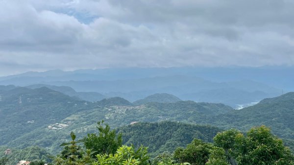 6/18(日)大台北天際線之二格公園上二格山(小百岳)下貓空賞夕陽(搭貓纜)2188884