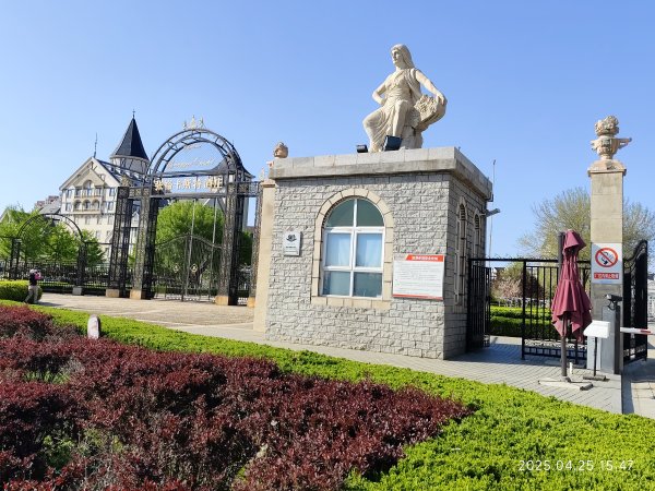 中國山東煙台張裕卡斯特酒庄、煙台金沙灘喜來登度假酒店、夜遊天馬棧橋廣場2778226