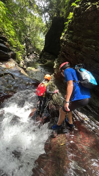 老梅溪下洞溪高義峽谷2972149