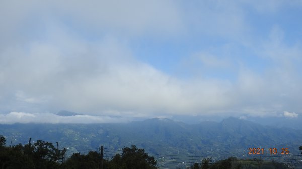 苗栗雲洞山莊追雲槓龜，順登小百岳關刀山1497069