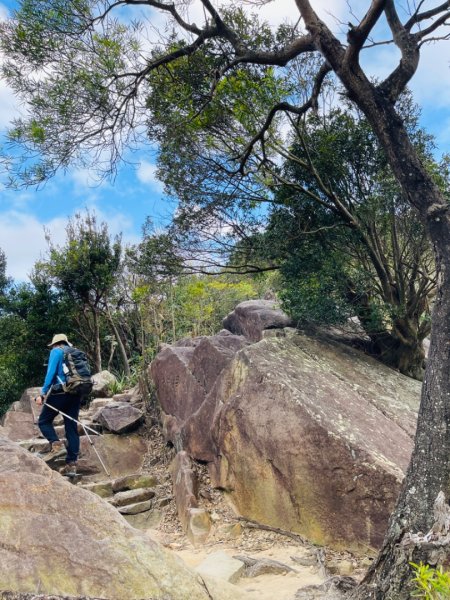 1131207剪刀石山-金面山2664621