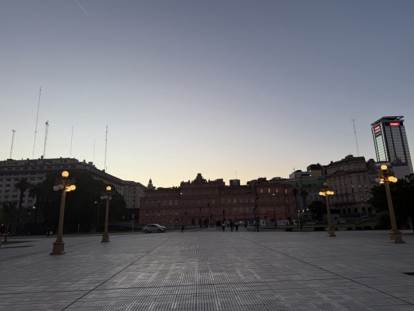 [紐約馬之行-63] 2025_1114 馬爾維納斯群島紀念碑2954455