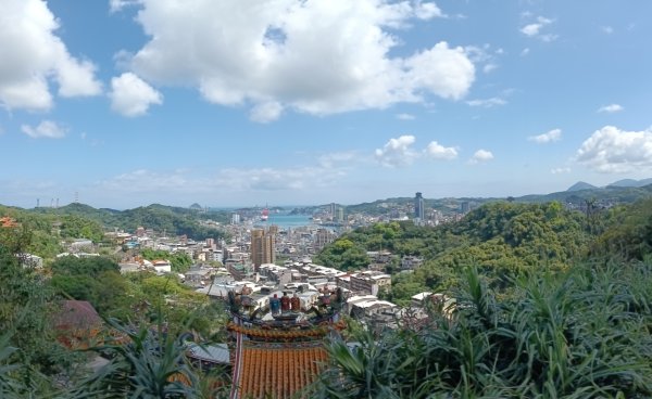 基隆市三角洲嶺北峰+獅球嶺+獅球嶺北峰+西砲台山+紅龍山+蚵殼港山+碉堡峰3018820
