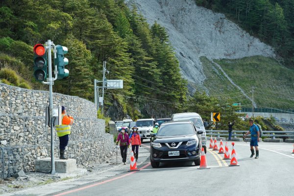 南橫三星 | 南橫公路風華再現、埡口爍爍關山嶺山1700345