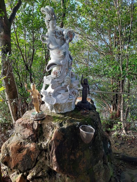 2022/11/12 平溪孝子山，慈母峰，普陀山2001054