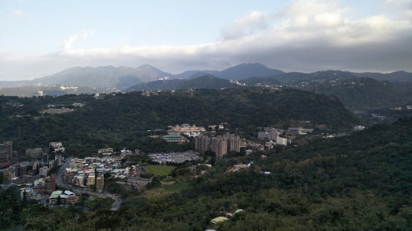 台北大縱走-劍潭>大湖公園>梅花山577985