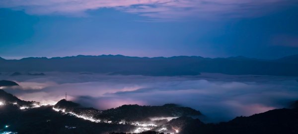 #二格山 #琉璃光 #霞光 #火燒雲 #雲海流瀑 #日出 8/202864862