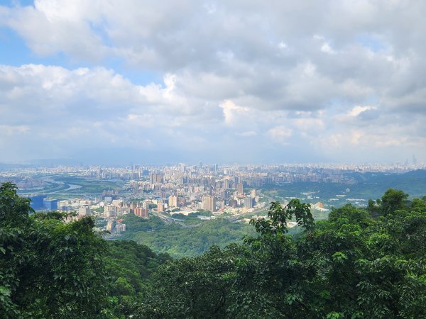 20240928 土城頂埔到永寧（大暖尖山，火焰山，石壁寮山）封面