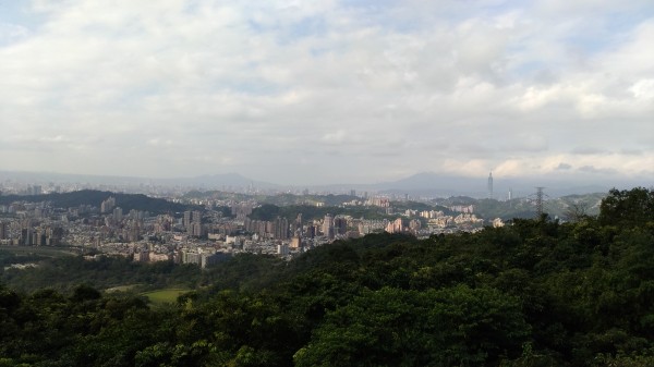 銀河洞越嶺步道+待老坑山+鵝角格山255024