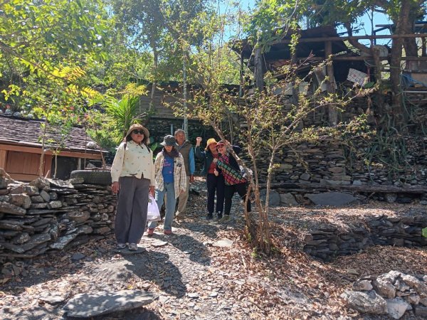 老七佳石板屋3011061