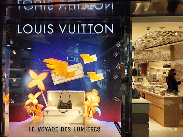 四川成都天府機場→香港國際機場→臺灣桃園國際機場2941769