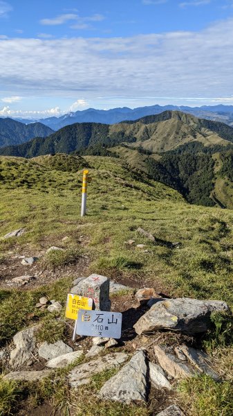 白石安東軍高山湖泊草原，空靈幽靜。1756848