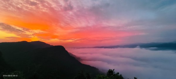#翡翠水庫壩頂 #火燒雲 #日出 #雲海 8/13093729