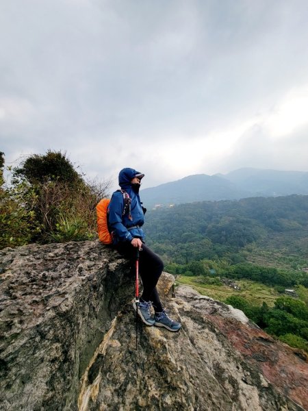 大砲岩-石壇山-八頭山-湯守岩-丹鳳山-202412222859771