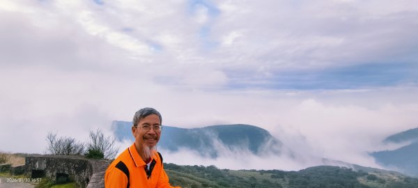 #大屯山 #雲海 #琉璃光 1/302990935