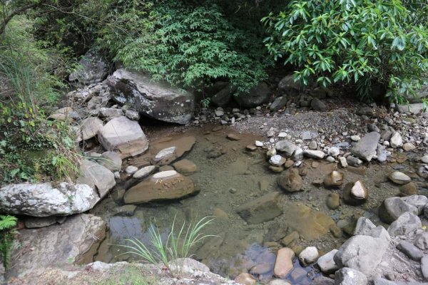 〔汐止〕姜子寮絕壁 姜子寮瀑布 〔七堵〕姜子寮山  小百岳NO.112228796