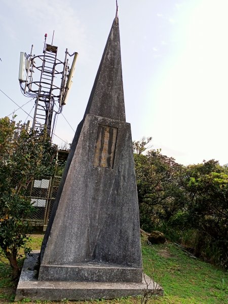 【小百岳集起來】落英繽紛、視野遼闊基隆山1293360