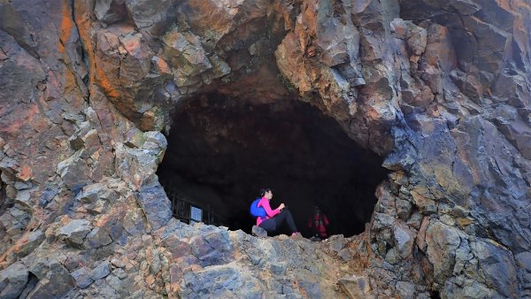 春末絕美山行劍龍路上劍龍鋸齒稜經牛伏礦體和哈巴狗岩出黃金池1674937