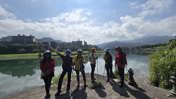 一次解鎖二任務，山頂鳥百山百鳥及新北市微笑山線和美山螢火蟲段2859425