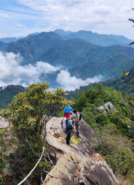 【中級山縱走】最美中級山，鳶嘴西稜縱走（鳶嘴山，醜崠山，長壽山）2741388
