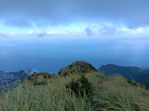 瑞芳區金瓜石砲台山+無耳茶壺山(黃金三稜)+煙囪(山)稜(黃金二稜)+水管路O型2926181