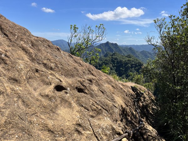 [微笑山線_第九段] 2025_0914 二格山系_皇帝殿東峰2889505