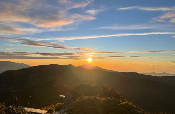 向陽日出，嘉明湖光2866213