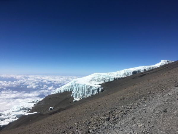 非洲最高峰吉力馬札羅山攻頂紀實235725