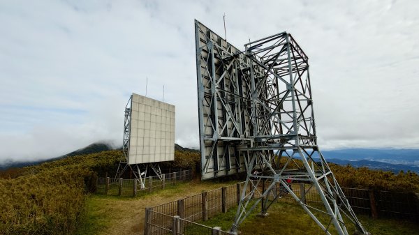 20260125 陽明山前後山健行(無極天元宮~山仔頂步道.向天池.向天山.面天山.二子坪)2998038