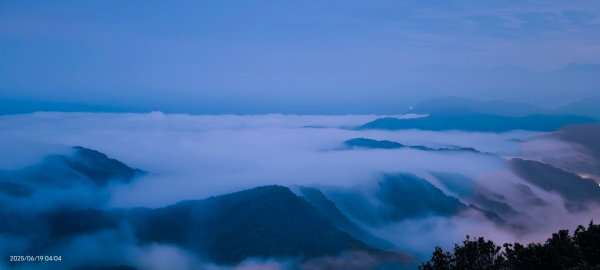 二格山 #琉璃光 #雲海流瀑 #雲瀑 #火燒雲 #霞光 #日出 6/192815285