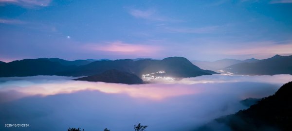 #翡翠水庫壩頂 #琉璃光雲海 #曙光雲海 10/12899003