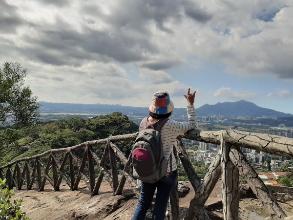 尋找山中鐵達尼、山形猶如鳳之丹鳯山753189