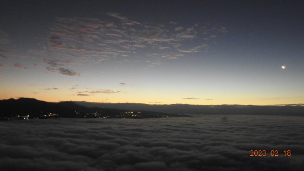 觀音山日出雲海+觀音圈+下弦月+曙光火燒雲&太平濱海步道晚霞海霧&琉璃光2/182035154