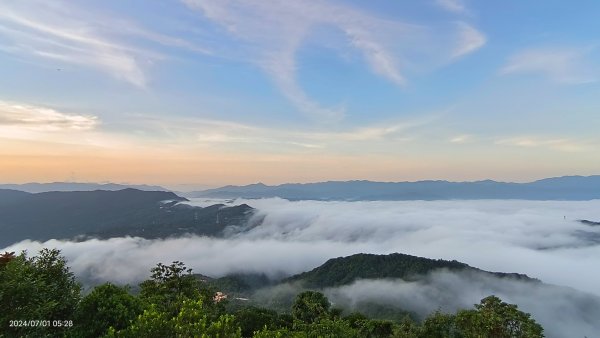 石碇趴趴走追雲趣 - 夜景 #琉璃光雲海流瀑 & 曙光火燒雲 & 藍天 #雲海流瀑 7/1&102539171