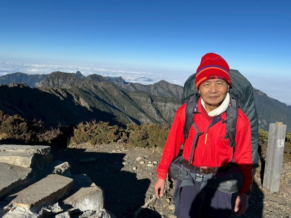 帶著77歲爸爸爬百岳~雪山西稜_12/07~12/12，2025唯一一爬。2961057