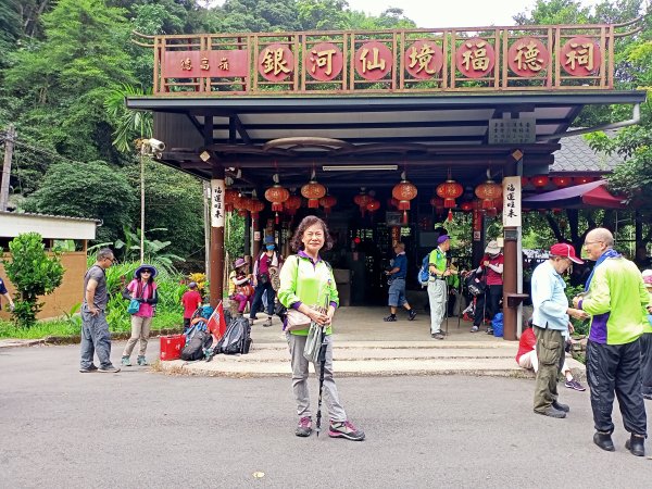 銀河洞瀑布→銀河洞越嶺步道→樟湖步道→待老坑山→杏花林→樟湖山→樟山寺→飛龍步道→政大→動物園門口1764744