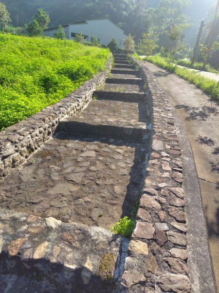 能高瀑布 慶安宮 頂猴洞山 猴頂洞山南峰 福興山2883705