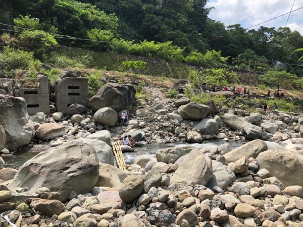 達娜伊谷走里美避難歩道、巨石坂步道690713