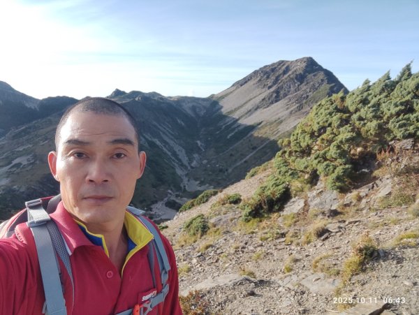 玉山群峰、南湖大山3055747