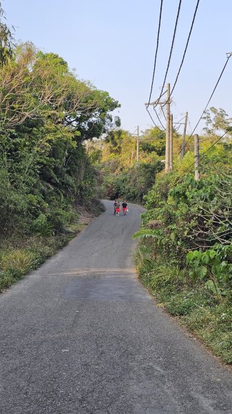 【即使簡單也要心存敬畏！】小百岳#074-大崗山、盤龍峽谷一線天O繞。3025826