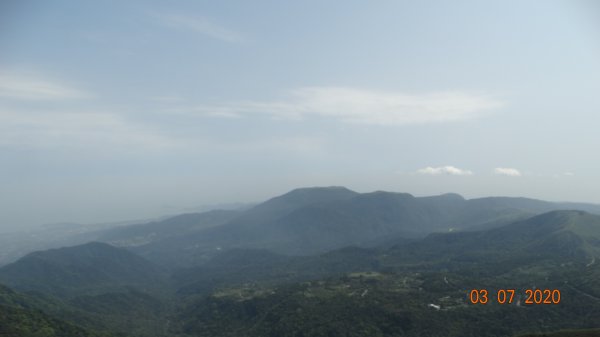 經不住陽光和遠處山頭的誘惑 !869670