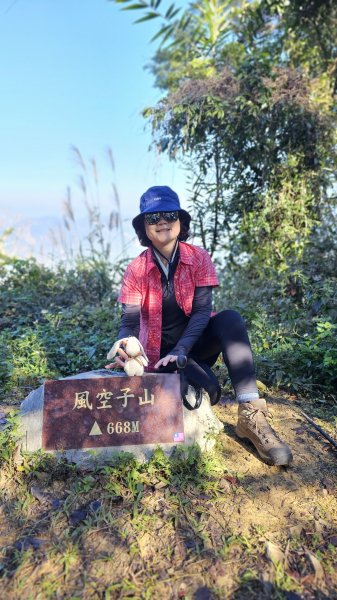 240117-美美兔轉個彎走遊烏山北段，風空子山、孟璋山、烏山來回走一趟。2413684